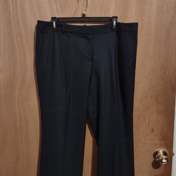 COPY - 🌹Ann Taylor LOFT🌹 - Picture 2 of 14